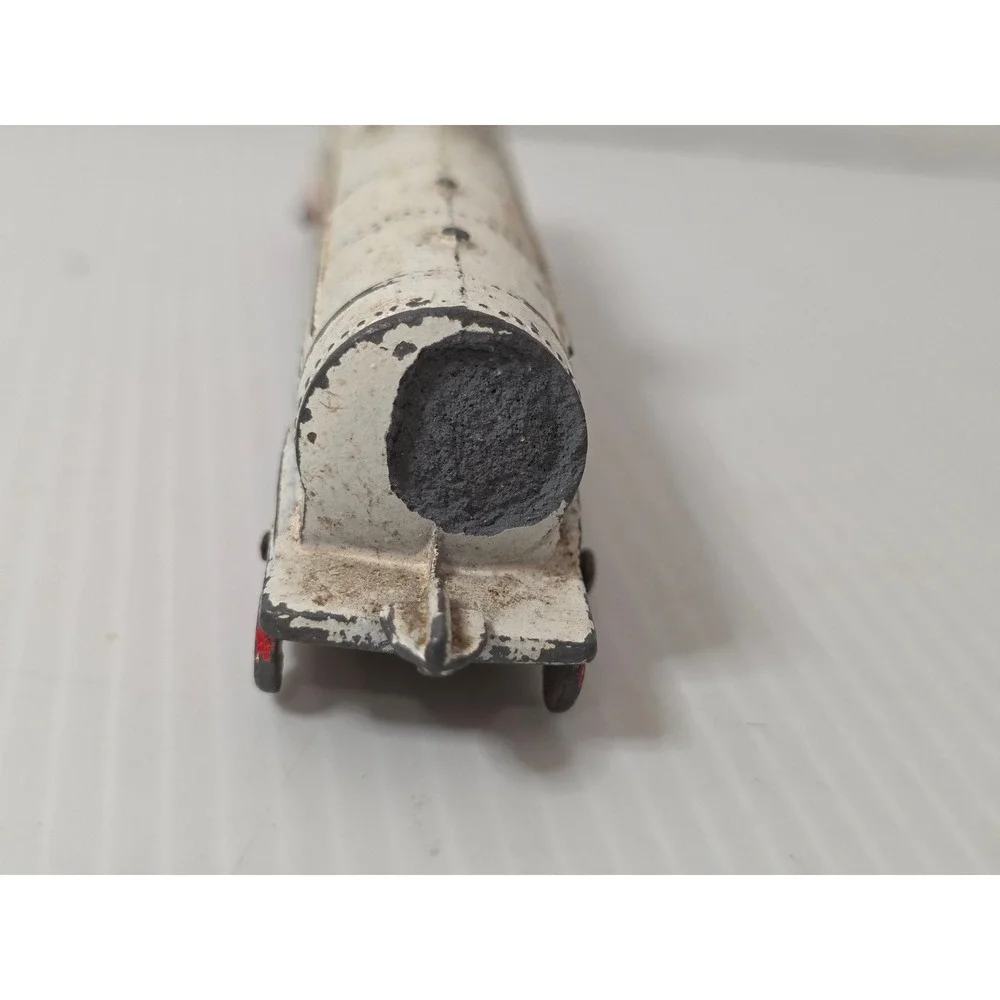Tootsietoy Borden Milk Tank Car OS White Fair 9353
